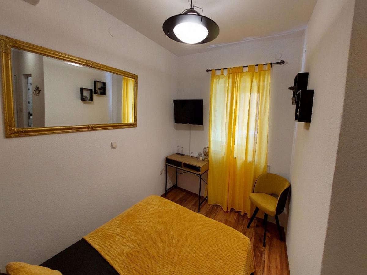 Rooms Argo Cres Buitenkant foto