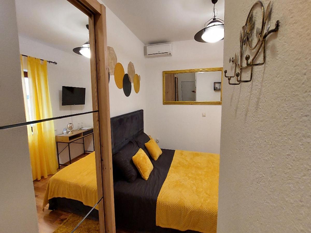 Rooms Argo Cres Buitenkant foto