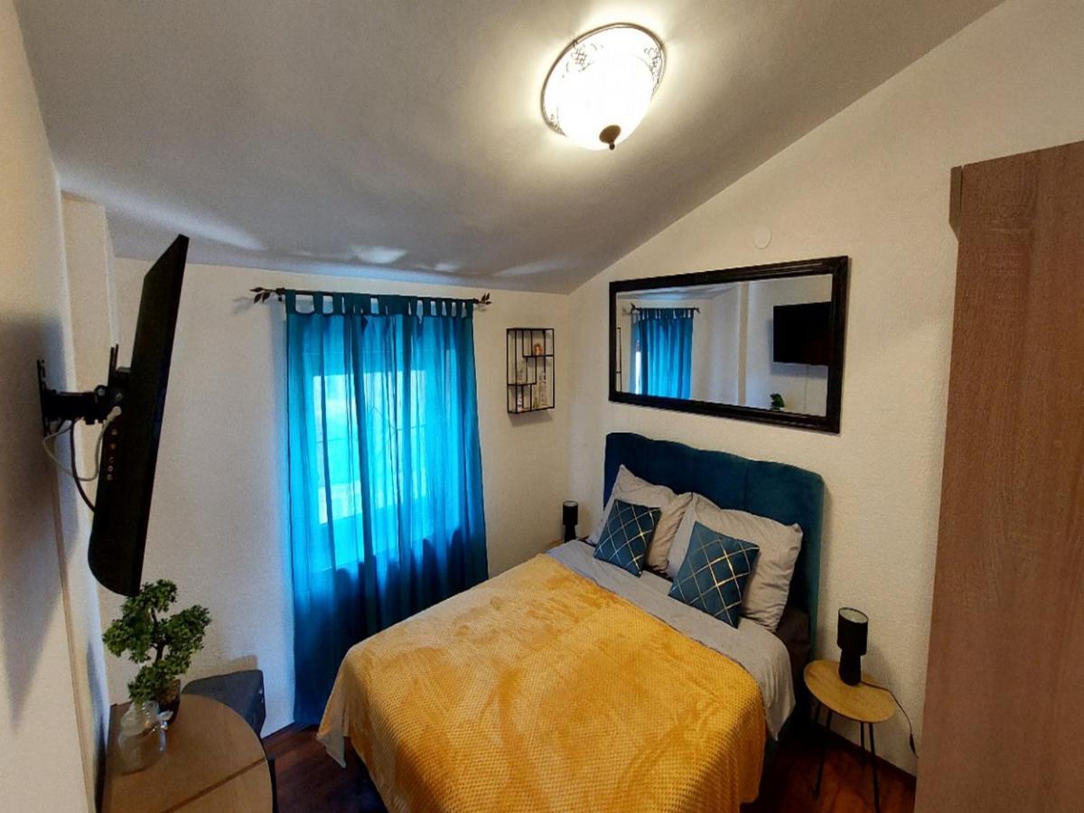 Rooms Argo Cres Buitenkant foto